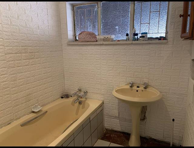 3 BEDROOM HOUSE FOR SALE IN VANDERBIJLPARK CE 1